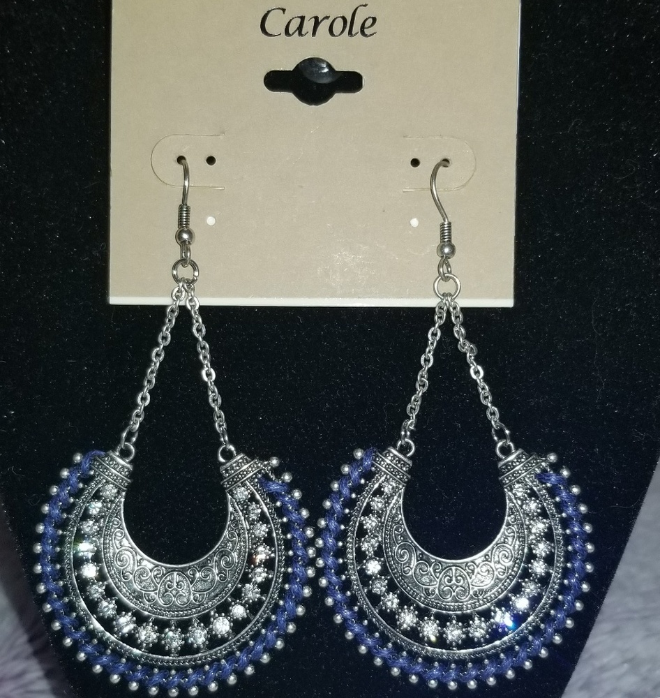Chandelier earrings